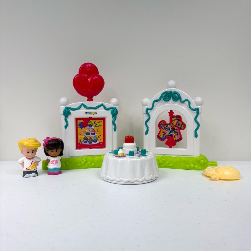 Vintage Fisher Price Little People Musical Birthday Party 1st Birthday Set WORKS